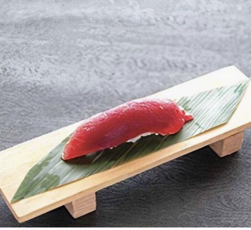 Tuna  Sushi (1 pcs)